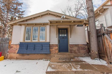 912 Cascade Ave. 2 Beds House for Rent Photo Gallery 1